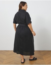 Atmos&Here Curvy - Lyndon Utility Midi Dress