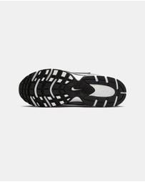 Nike - Nike V5 RNR - Men's