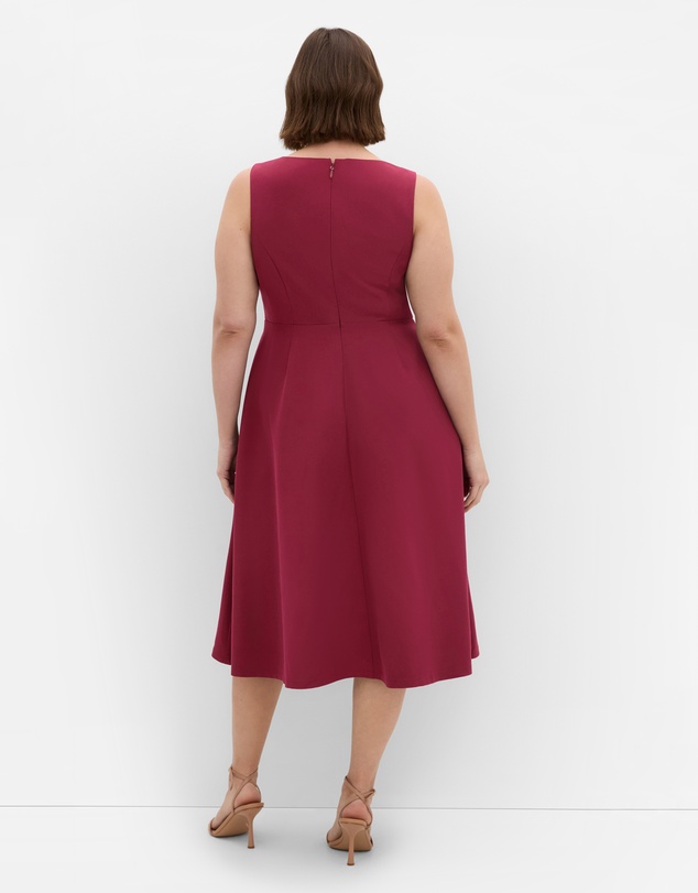 City Chic - Plus size Dynamic Skater Midi Dress - ruby