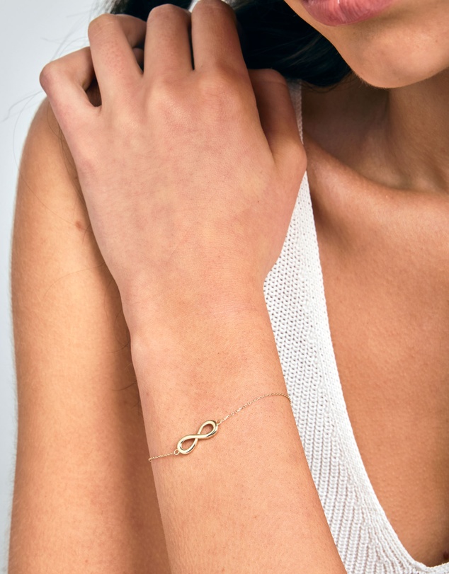 Zoe Olivia - 9K Gold Infinity Bracelet
