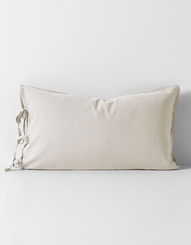 Aura Home - Maison Vintage Standard Pillowcase