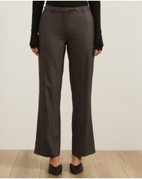 Atmos&Here - Rumi Straight Leg Trousers With Belt