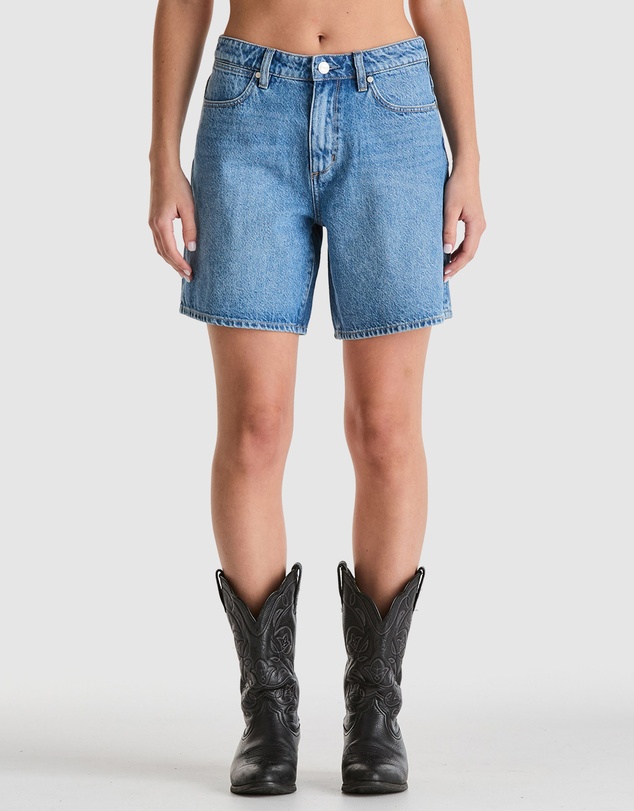 Wrangler - Mid Stevie Shorts