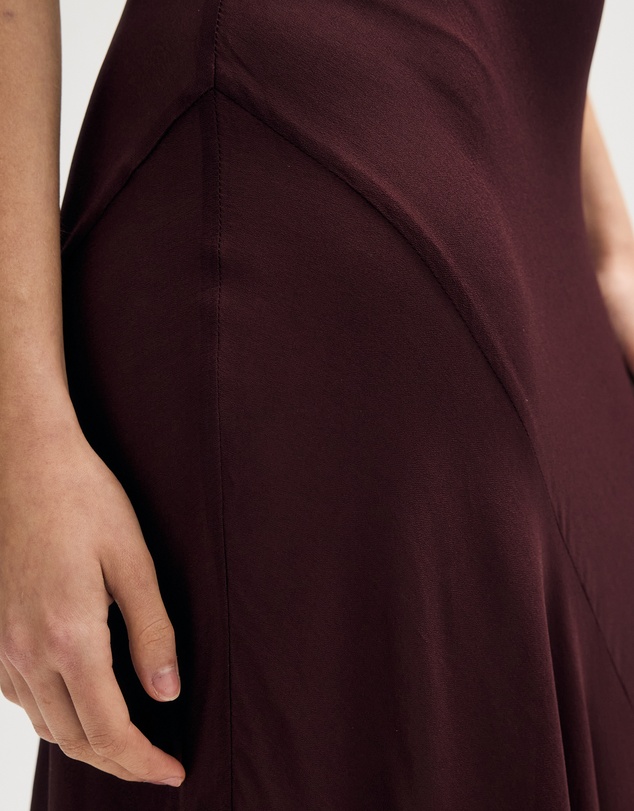 Minima Esenciales - Jett Midi Dress