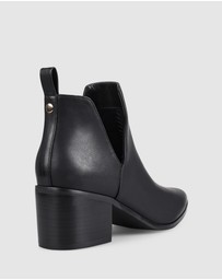 Verali - Fierce Cut Out Ankle Boots
