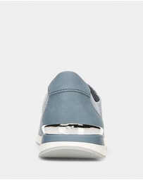 Naturalizer - Lafayette Slip-On Sneaker