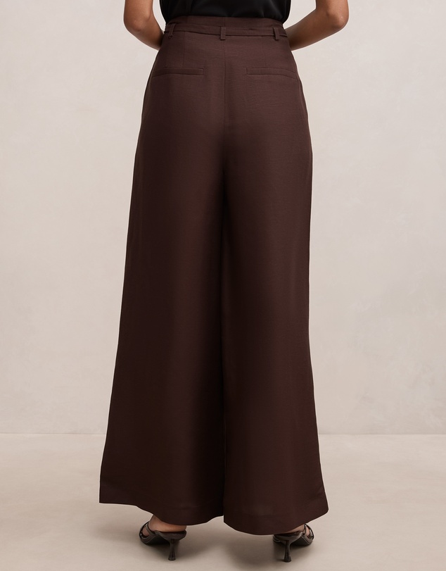 Forever New Petite - Matilda Petite Linen Blend Pants