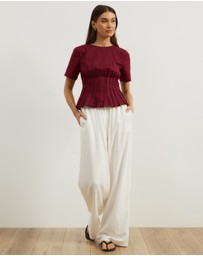 Atmos&Here - Maya Pin Tuck Top