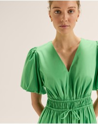 Review - Soho Dress