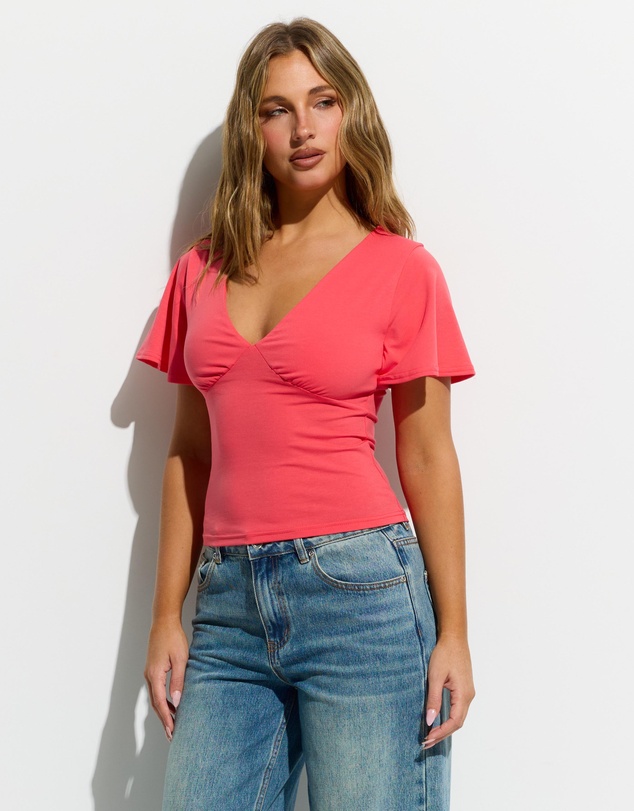 Dazie - Chelsea Flutter Sleeve Top
