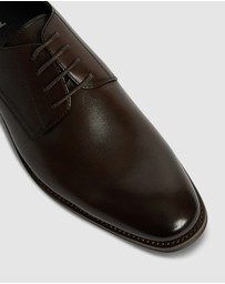 yd. - Marble Leather Dress Shoe
