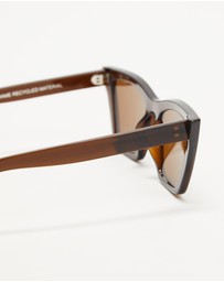 Reality Eyewear - Van Saint