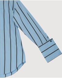 Revibe - Repaired Shona Joy Saxon Oversized Shirt - AU 8