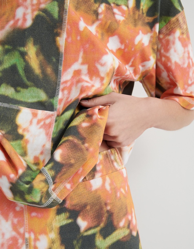 Kowtow - Montage Tee