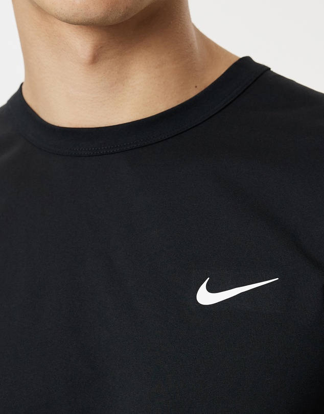 Nike - Dri-FIT UV Hyverse Short-Sleeve Fitness Top
