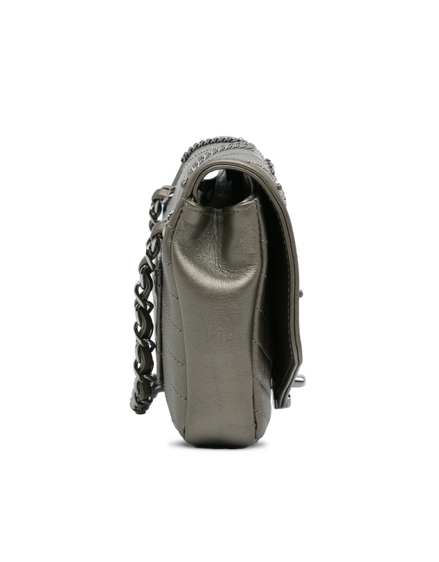Pre-Loved by Azura Reborn - Pre-Loved chanel Chanel Crossbody Bag Metal Chain Detail