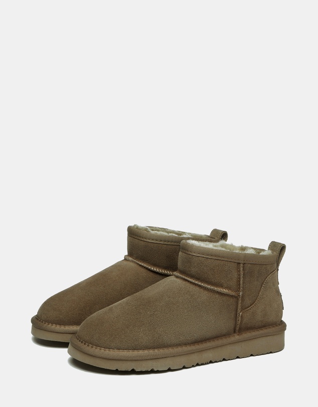 EVERAU - Australian Shepherd Ugg Julia Cow Suede Upper UGG Boots