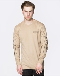 DVNT - NYC Long Sleeve