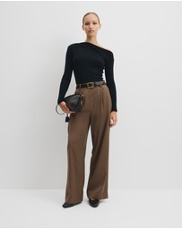 Country Road - One Shoulder Long Sleeve Top