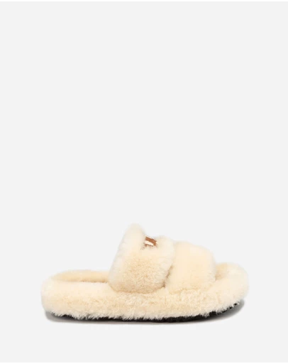 Ozwear Connection Uggs - Ugg Signature Shearling Slippers