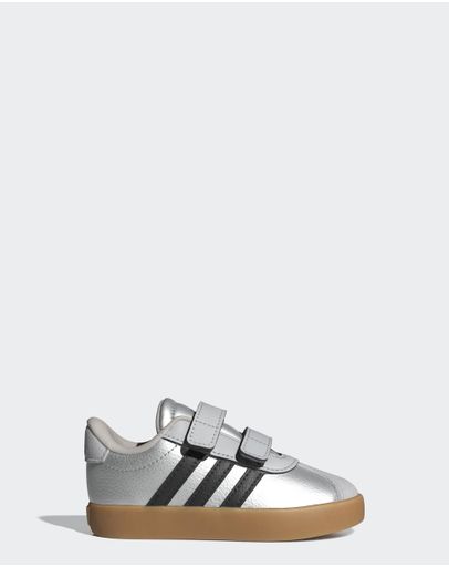 Silver Metallic / Core Black / Light Solid Grey