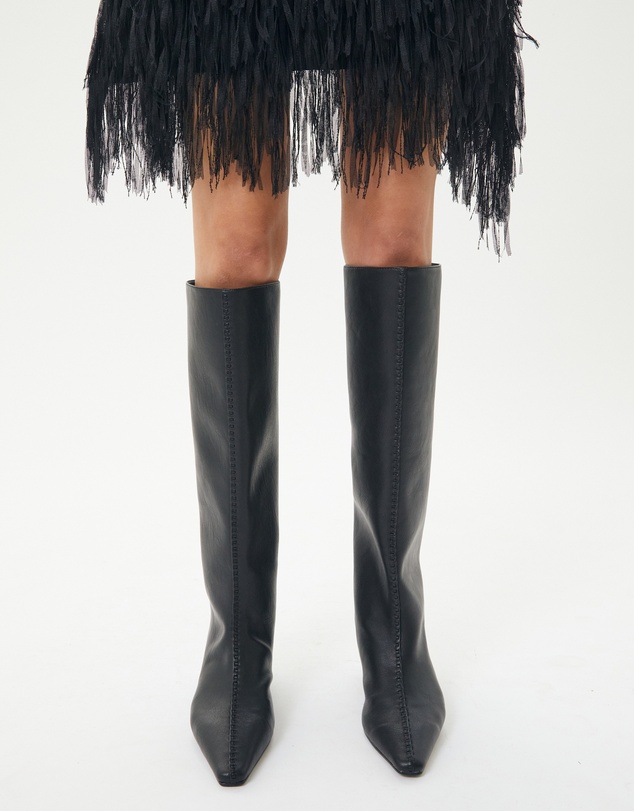 Brie Leon - Gwen Boot