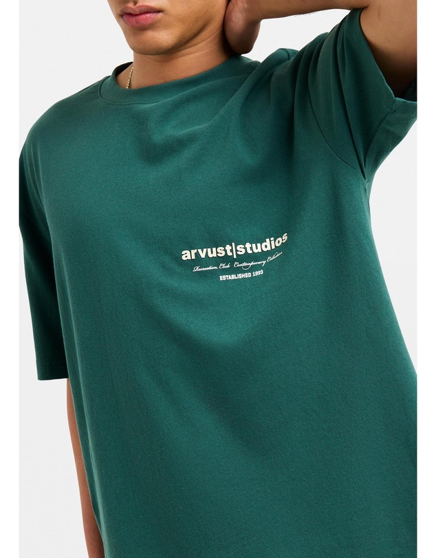 Arvust - Contemporary T-Shirt