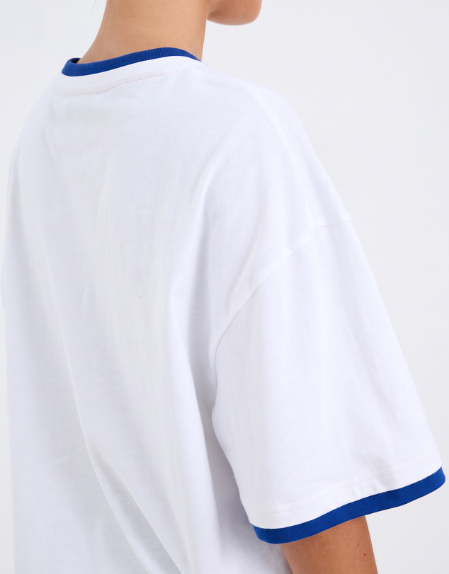 Calli - Kate Contrast V Neck Oversized Tee