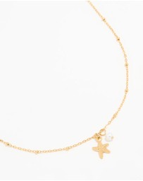 Lovisa - Waterproof Gold Plated Stainless Steel Pearl & Starfish Dainty Necklace
