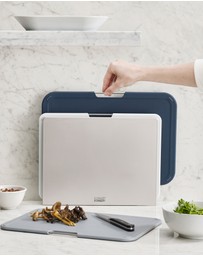 Joseph Joseph - Nest™ Boards Large 3-piece Chopping Board Set with Storage Stand (Grey)