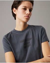 Calvin Klein Jeans - Slim Washed Logo Baby Tee