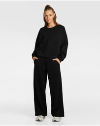 Rockwear - Travel Hip Length Crew