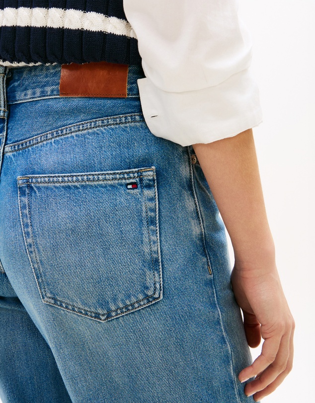 Tommy Hilfiger - Mid Rise Loose Straight Leg Jeans