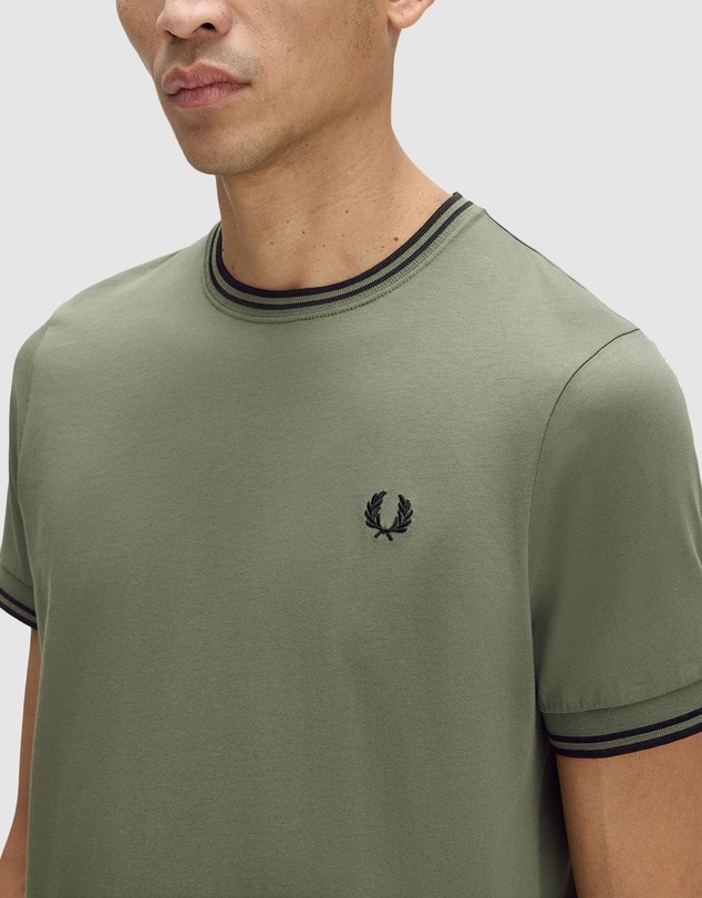 Fred Perry - Twin Tipped T-Shirt