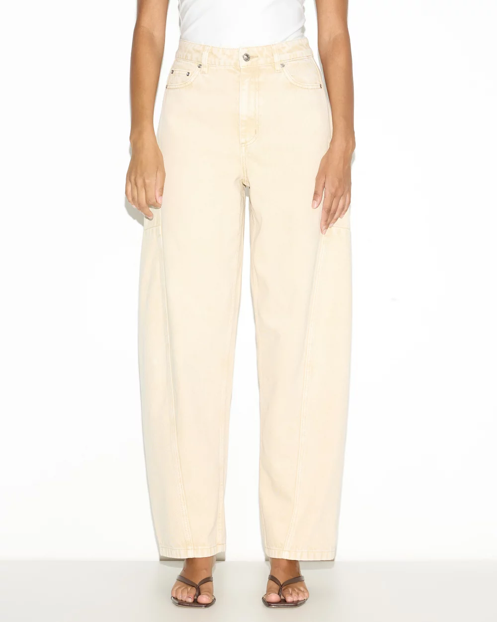 Dazie Austin Barrel Jeans