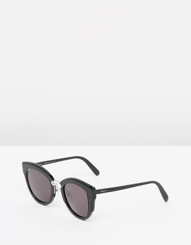 Salvatore Ferragamo - SF830S Sunglasses