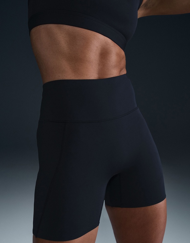 Nike - Universa High-Waisted 5in Biker Shorts