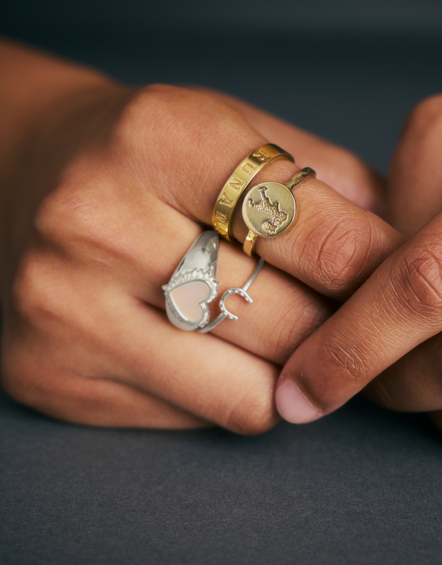 Karen Walker - Flaming Mother of Pearl Ring