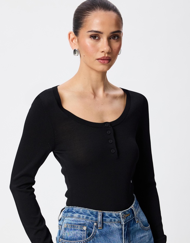 Tussah - Freya Fine Knit Long Sleeve Top