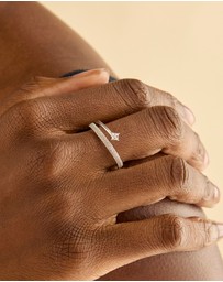 Astrid & Miyu - Crystal Spiral Ring