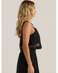 Sass - Nixie Lace Crop