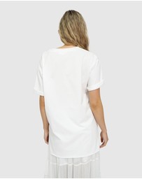 Belle & Bloom - I Love Milan Oversized T-Shirt