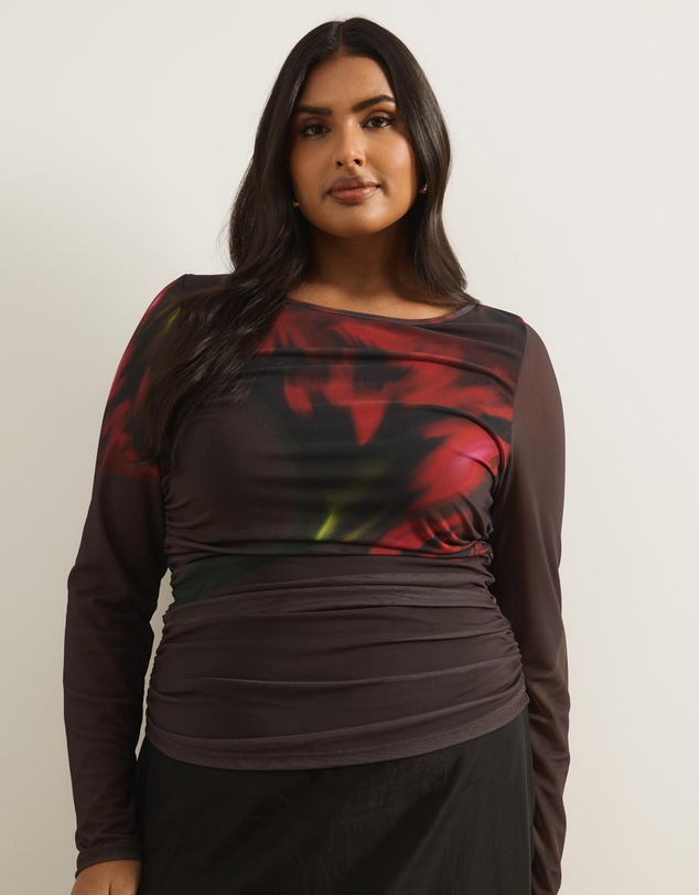 Atmos&Here Curvy - Audrey Long Sleeve Mesh Top