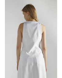 Glamorous - V-Neck Sleeveless Top