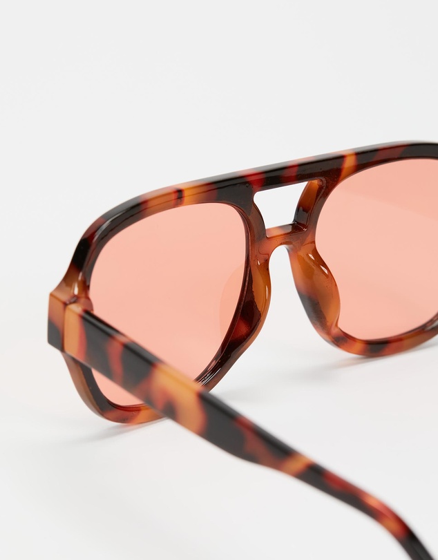 Reality Eyewear - The Special