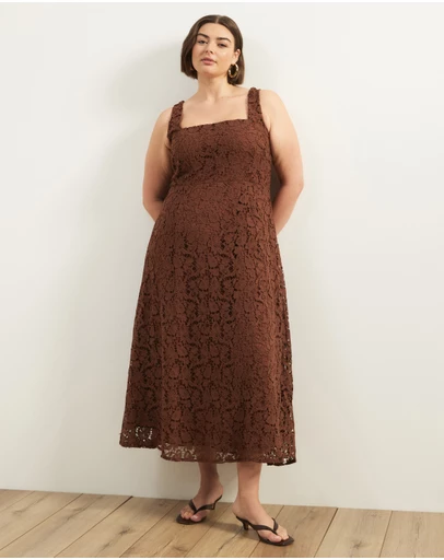 Atmos&Here Curvy - Rio Broderie Lace Midi Dress