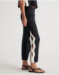 Decjuba - Tess Scallop Pants