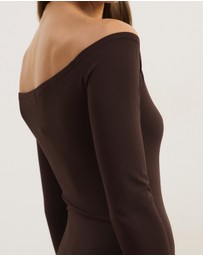 Atmos&Here - Hanna Long Sleeve Off-Shoulder Maxi Dress