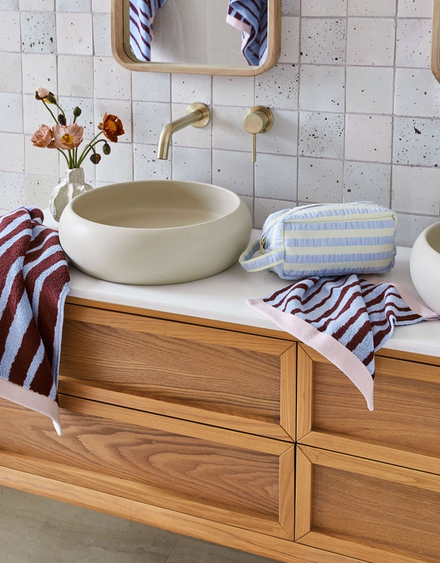Mosey Me - Strokes Hand Towel
