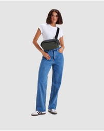Globite - Commuter Sling Bag